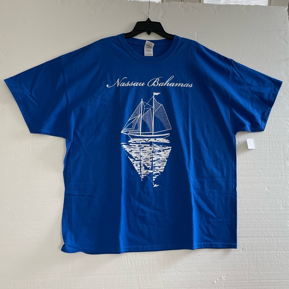 NWT Nassau, Bahamas, Royal Blue, Short Sleeve T-Shirt, Size 2XL, Gildan